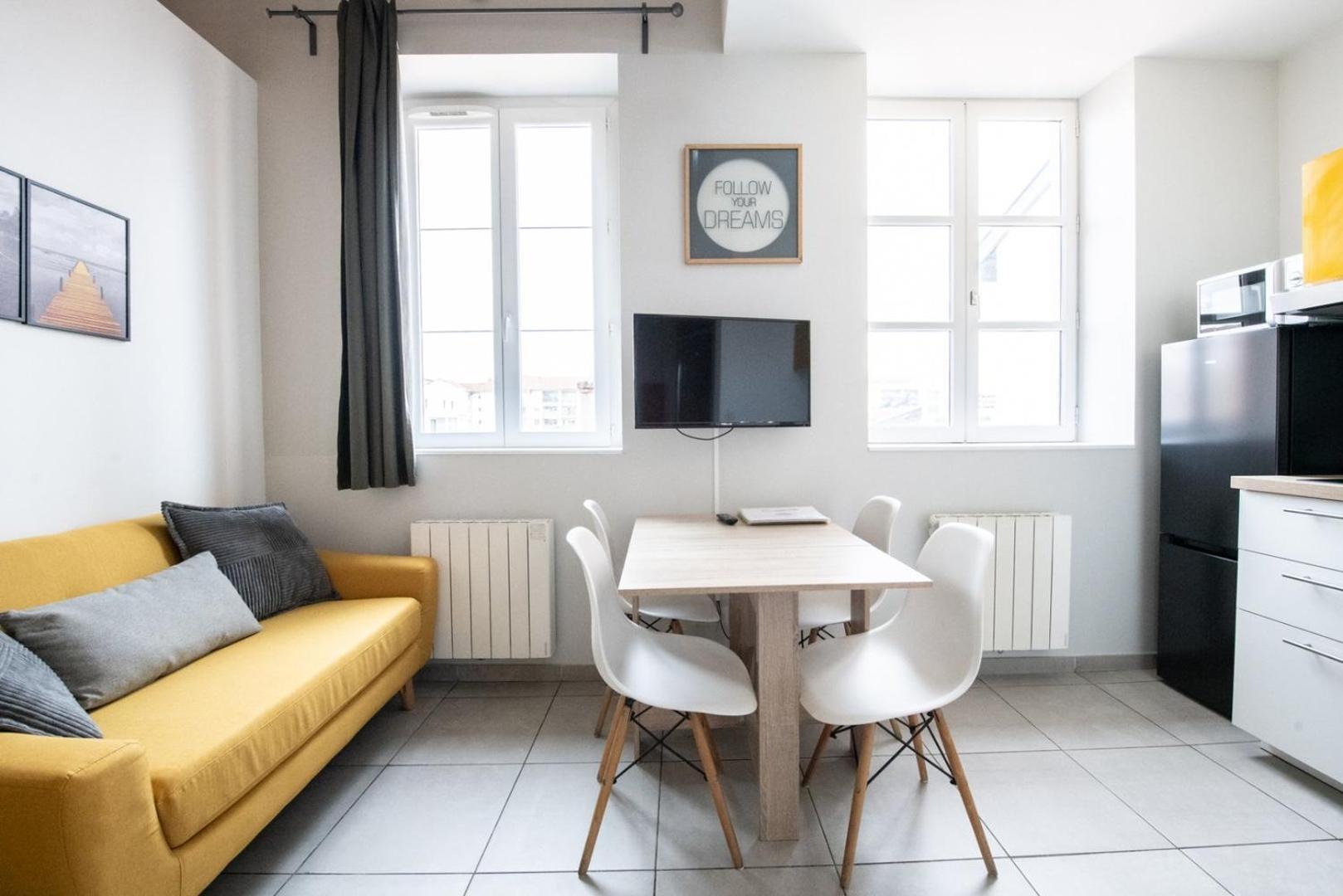 Duplex Scandinave A Cosy Et Calme - Lyon Part-Dieu Екстер'єр фото